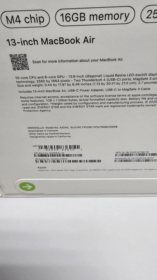 Apple Macbook Air M4 10-Core 13in 256GB SSD 16GB 8Core GPU 2025 Silver SealedNOW - Image 4 of 4