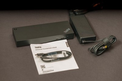 Lenovo DK2131 ThinkPad Thunderbolt 4 Workstation Dock- Black/Red
