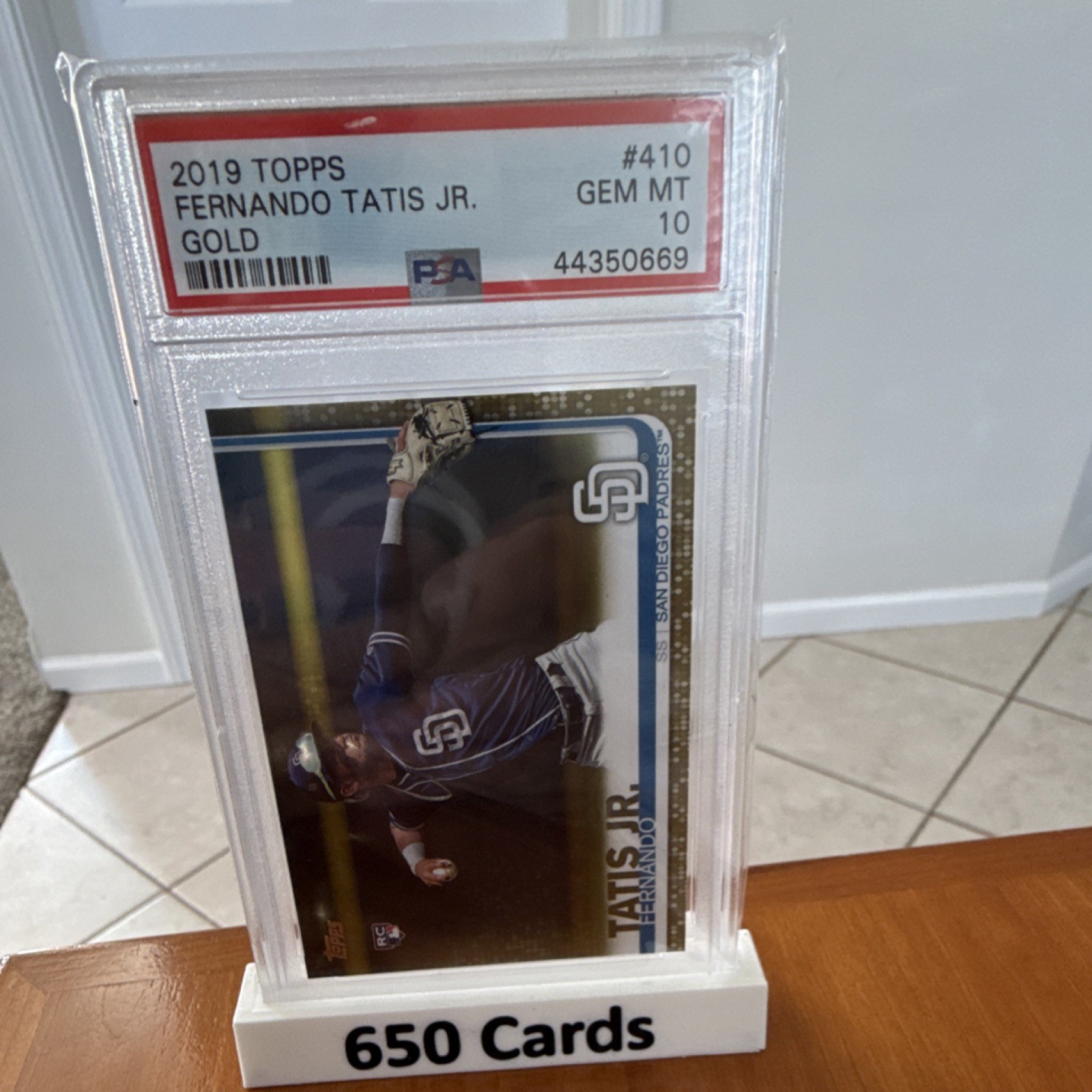 Topps 2019 Fernando Tatis Jr. #410 Gold Rookie PSA 10 San Diego Padres