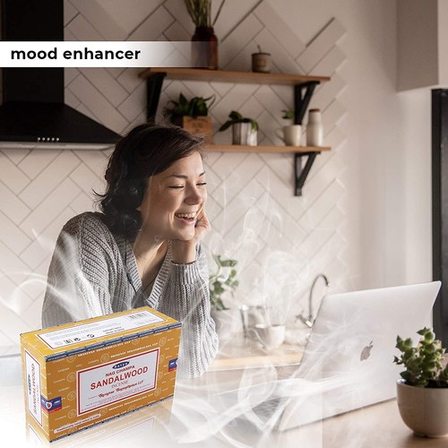 Bastoncini di Incenso Satya Nag Champa in Legno di Sandalo - Confezione da 12 - Foto 4 di 4