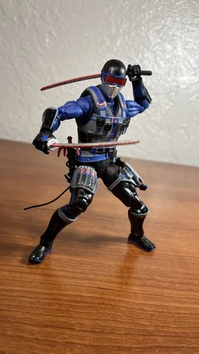 Hasbro G.I. Joe Classified Series: Snake Eyes 2025 Blue and Black Red Visor