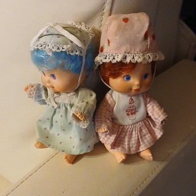 Strawberry Shortcake Lot of 2 Play Dolls 4in Straight Blue Red Hair Outfits Hats