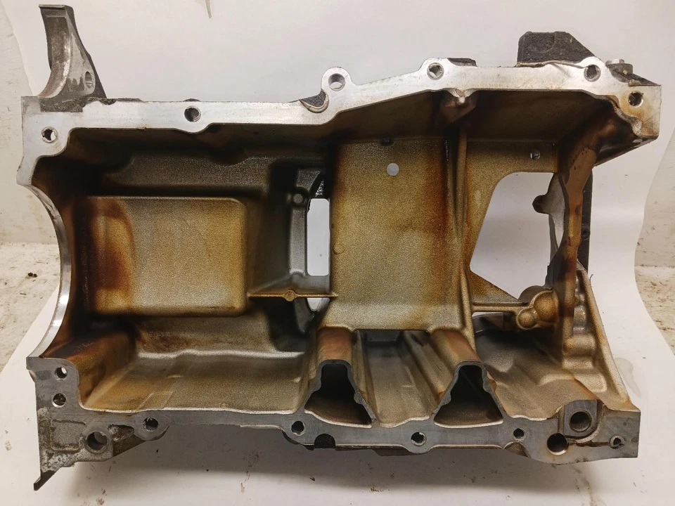 '09-'22 TOYOTA COROLLA upper Oil Pan 1.8L OEM 6 Month Warranty! - Изображение 2 из 4