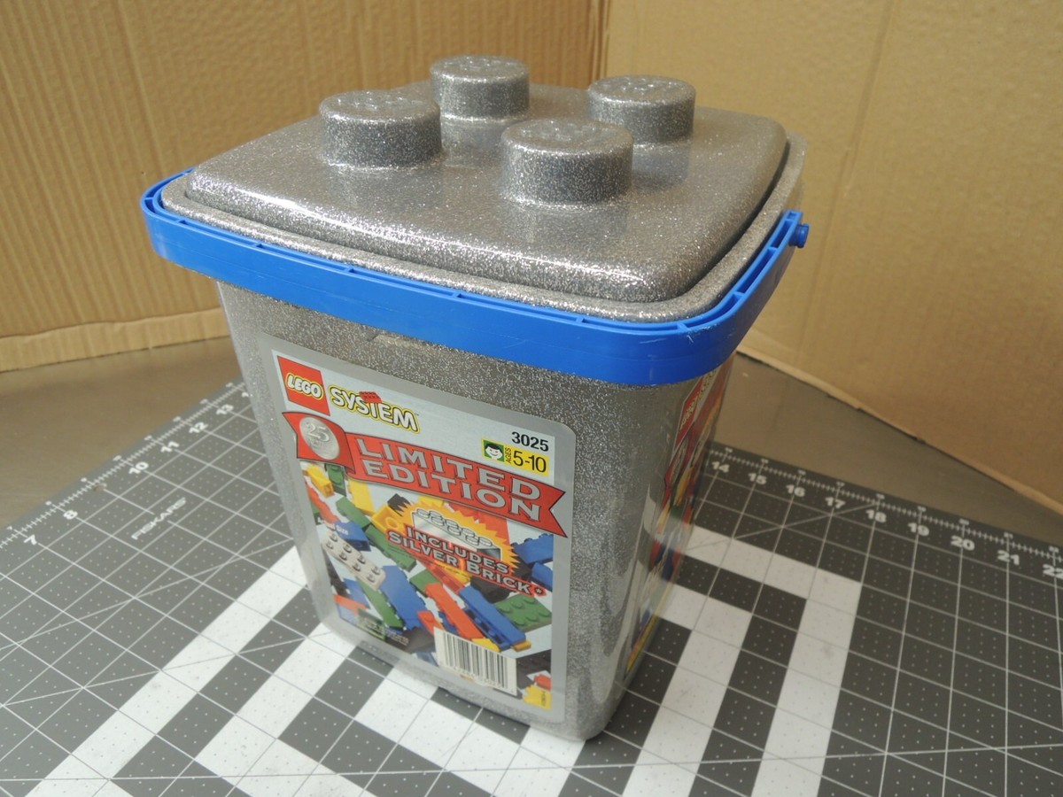 ミニカゴ LEGO Icons Small Plant Building Kit Cactus - Gift Idea for Flower