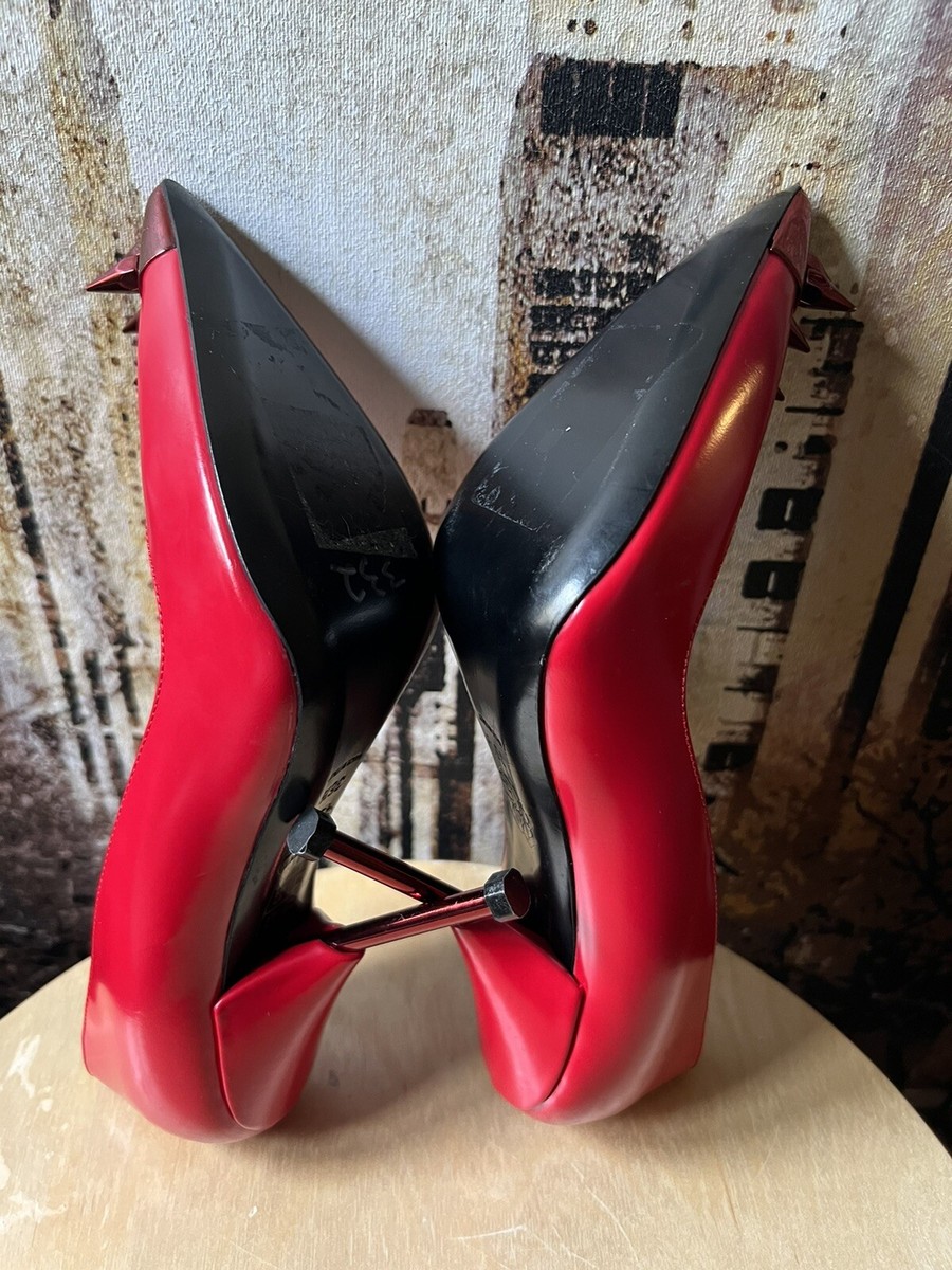 パンプス Mcqueen 'Punk' Pumps Alexander McQueen Punk Stud Pointed Toe Pump sz 36.5 in