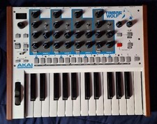Akai Timbre Wolf Sintetizzatore Analogico Polifonico 4 Voci con Scatola e Alimentazione Ex cond!