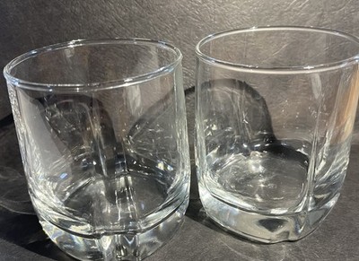 Anchor Hocking Set Of 2 Old Fashion Glasses,Notched Corners Base, Round Top Brim