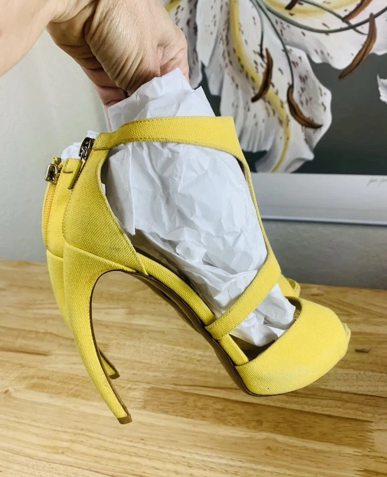Walter Steiger Yellow Iconic Curved Heels US 7 37 Raw Silk Pumps Stiletto RARE - Image 2 of 4