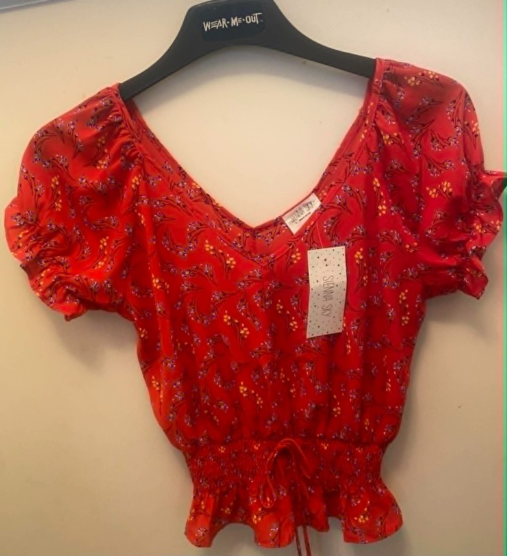 Sienna Sky Boho Crop Ruched Bottom Short Sleeve Floral Peasant Top Size XS NWT