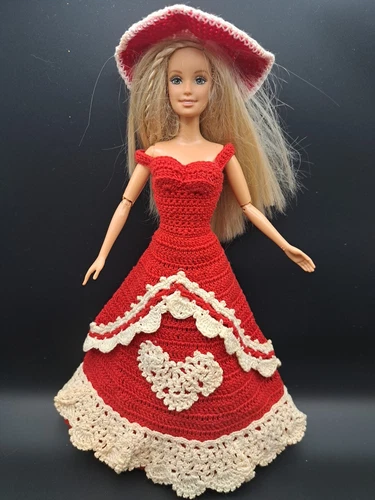 Vintage 50’s Hand Crochet Barbie Gown And Hat Set Intricate Details Valentine