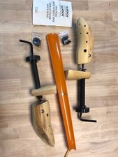 One Pair 2-way Wooden Adjustable Shoe Stretcher for Men Women Size 9-13