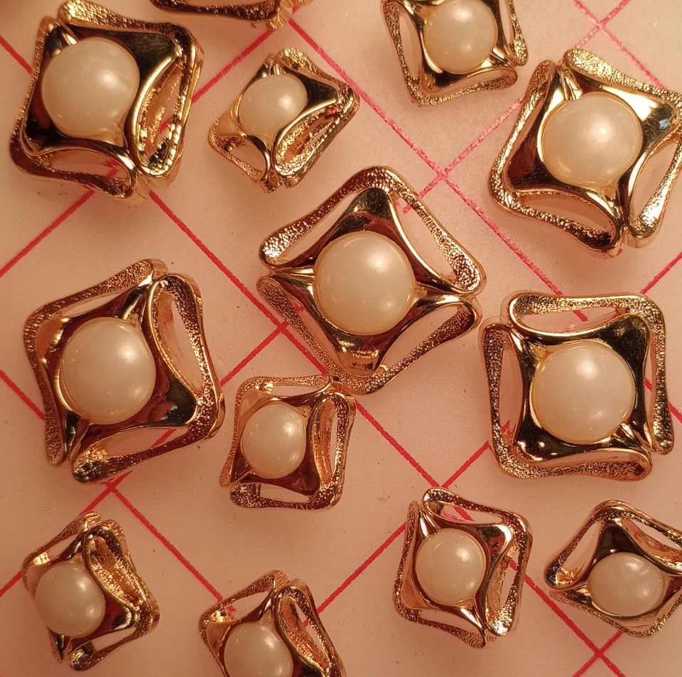 10 Plastic Gold Squarish Shape Buttons White Plastic Pearl Center 5/8" MEDIUM - Image 3 of 3