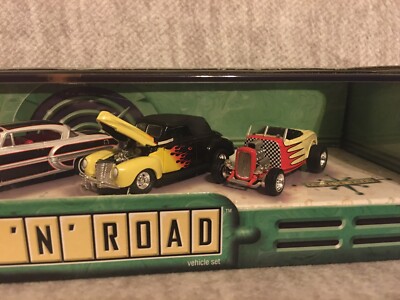 HOT WHEELS 100% ROCK 'N ROAD 4 CAR SET Cool Classics Series | eBay