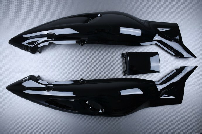 Coque arrière noire Yamaha YZF 600 Thundercat finition premium