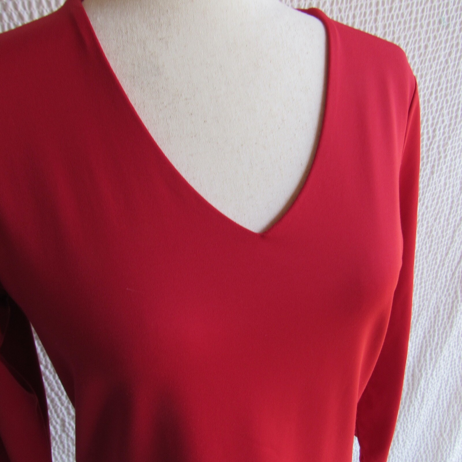 Solid Red Nylon Stretch Vneck Pullover Shirt top … - image 5