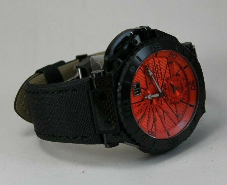 Montre Homme Renato Wilde Beast II Extreme - Fabriquée En Suisse - Mouvement Ronda 7004 - Cadran Rétro Rouge - Neuf Sans étiquette