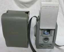VINTAGE 1950s ANSCO ANSCOFLEX II CAMERA WITH CASE