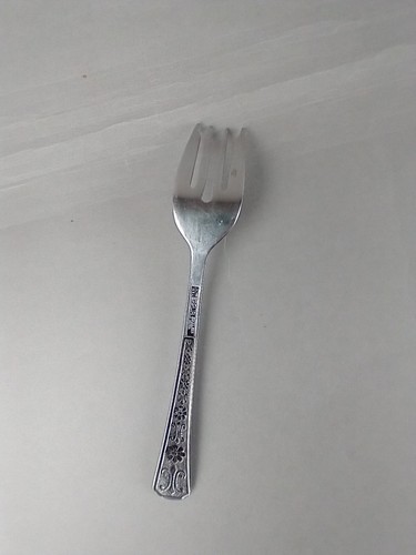 Interpur Stainless FLORENZ 4 Petal Floral Black Salad Fork 6 1/4” - Picture 4 of 6