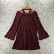 Doe & Rae Pullover Sweater Womens M Maroon Cold Shoulder Bell Sleeve V Neck Top