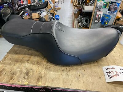 Stock Harley Dyna Superglide Low Rider Seat 1996-2003 OEM Factory T/o FXD  FXDL
