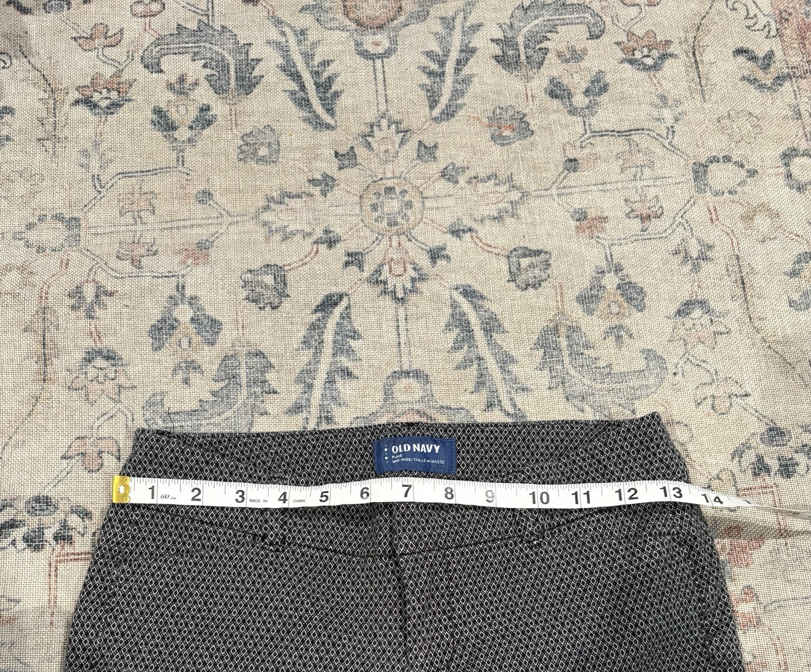 Women’s Old Navy Bundle Bundle Pixie Pants Size 2… - image 11