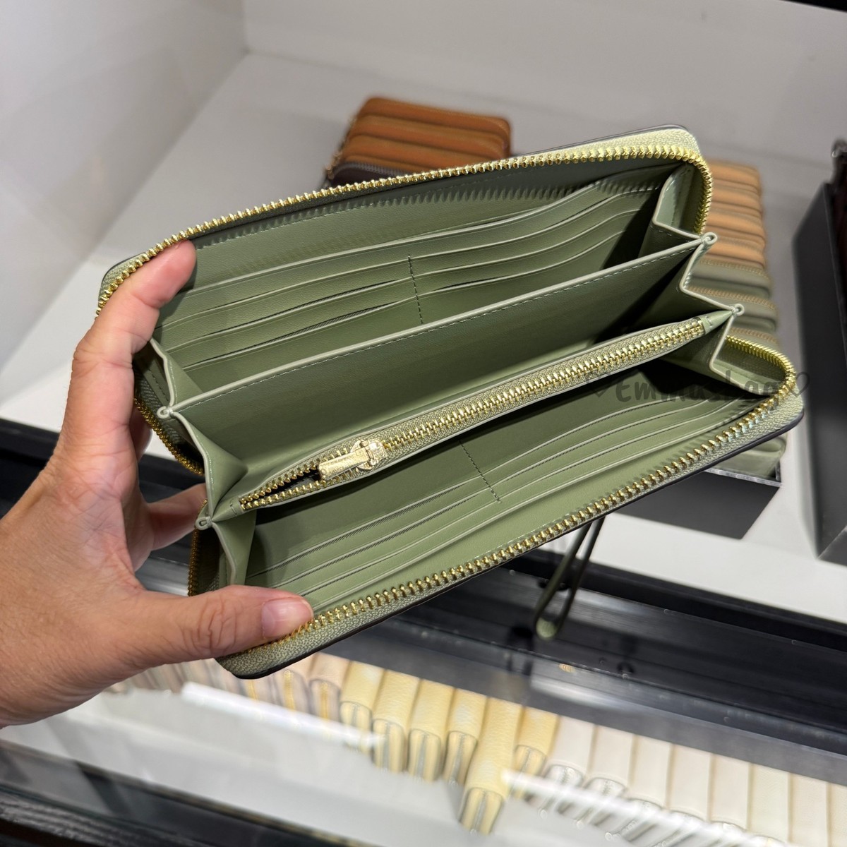 ウォレット Coach Long Zip Around Wallet In Signature Leather CEW21 Gold