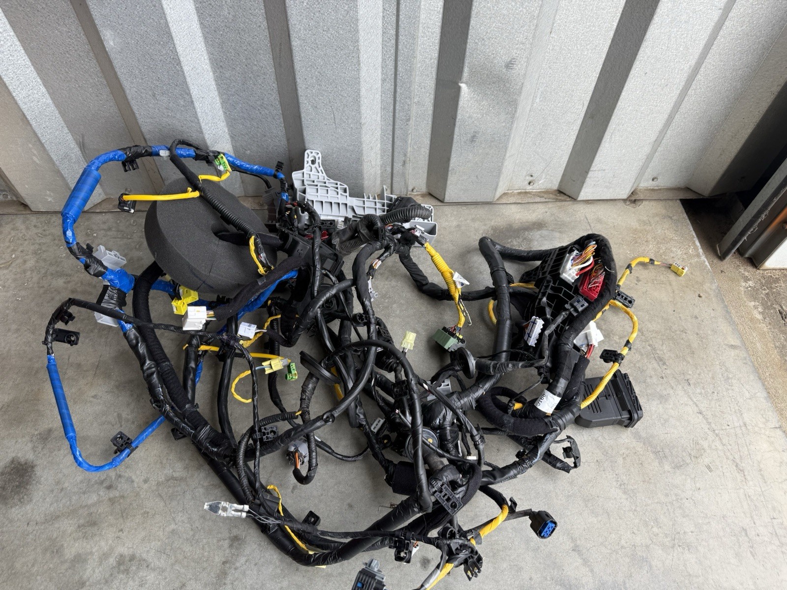 2023 Hyundai Tucson Main Body Floor Wire Harness Assembly 91500-CW160 OEM 2342