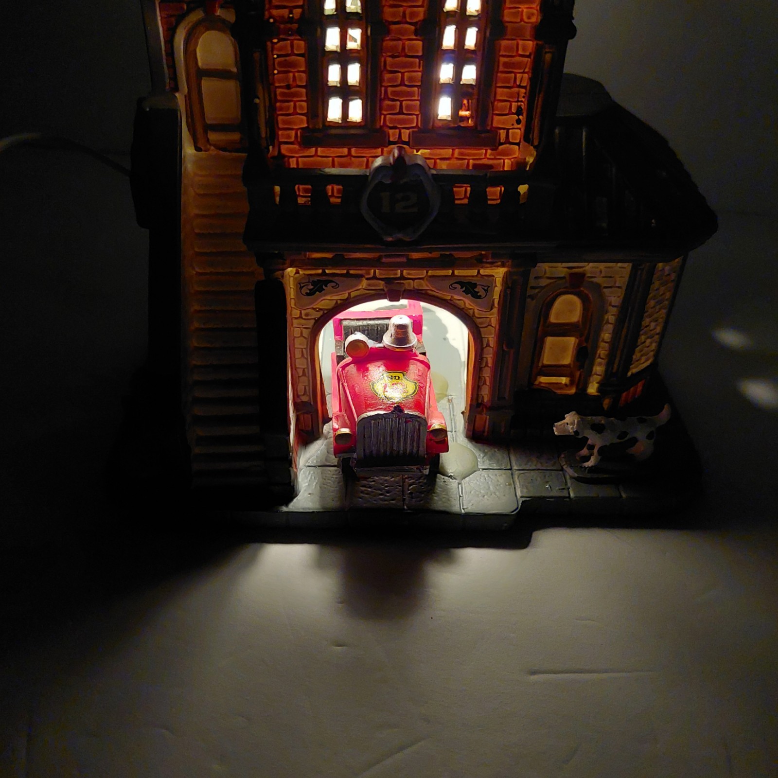 Lemax Fire House No. 12 Christmas Village Building Lighted House 