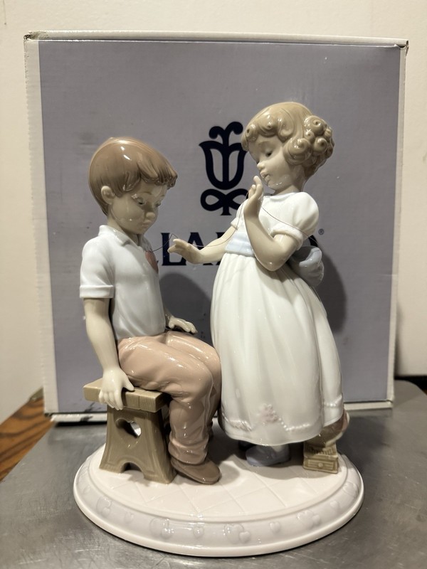 Lladro #01006906 - “With All My Heart" With Original Box And Insert