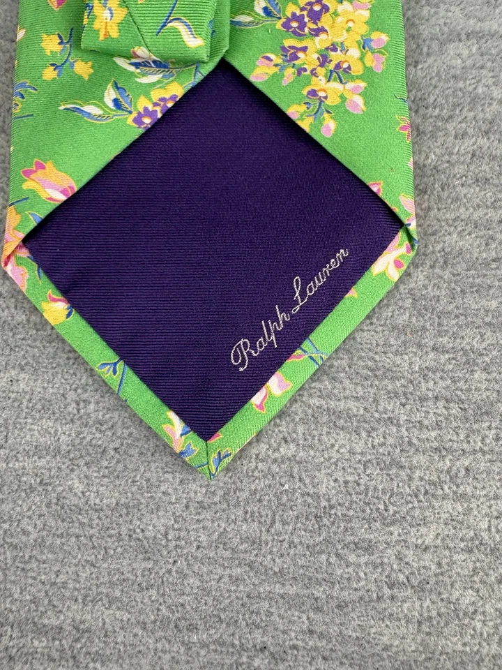 Corbata clásica Ralph Lauren para hombre verde floral seda hecha a mano en Italia Foto 2 de 4