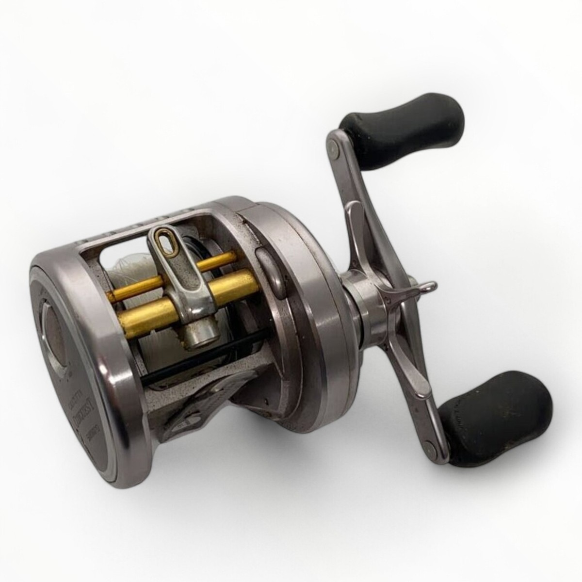 SHIMANO 09 Calcutta Conquest 201DC RH56 Baitcasting Reel