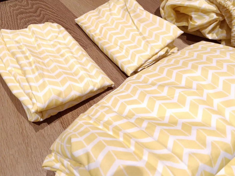 Intelligent Design 4-PC Twin Size Bed Set, Polyester, Yellow, TWIN - Image 2 of 4