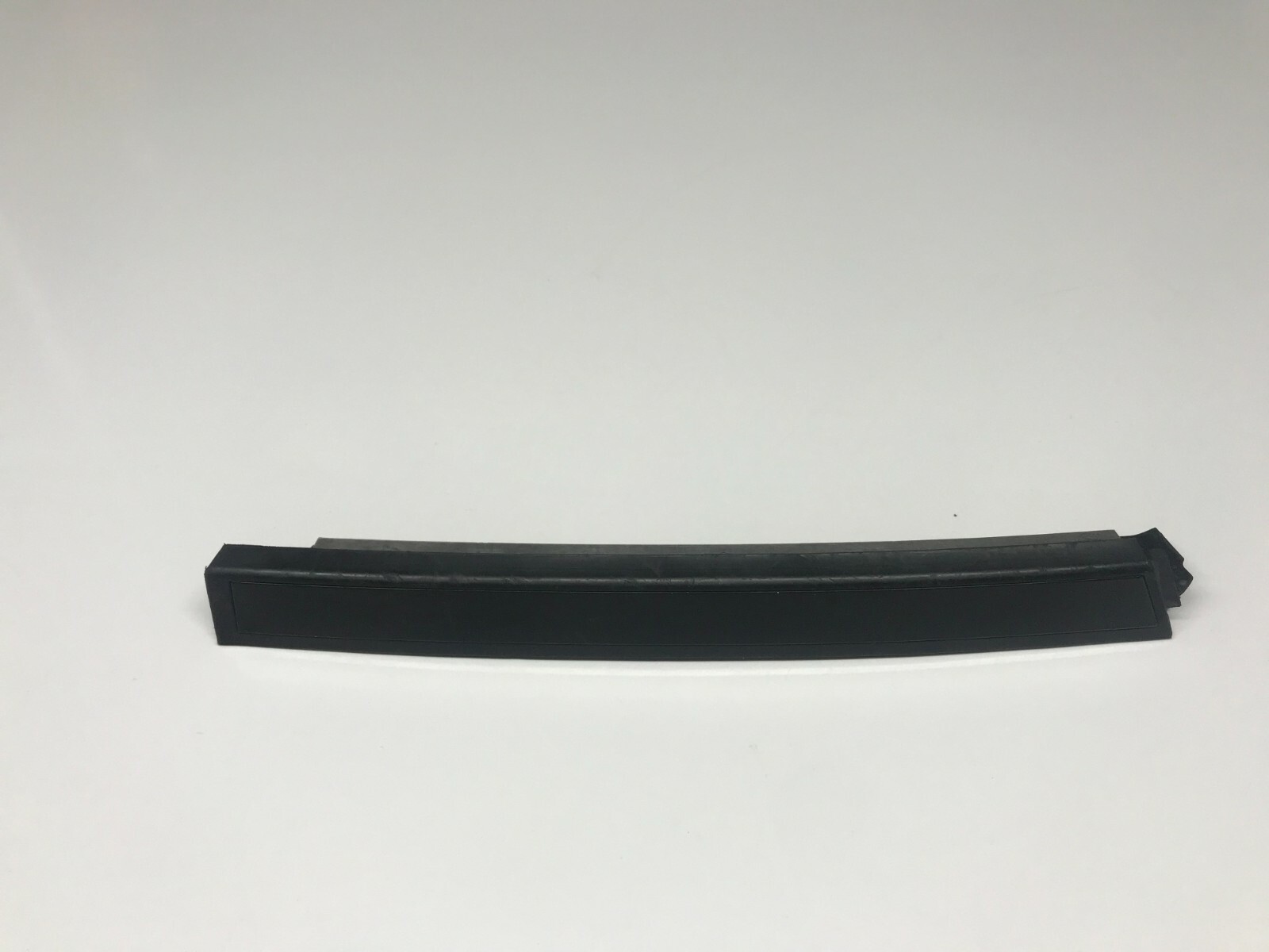 LAMBORGHINI HURACAN LP610 580 COUPE DRIVER LEFT LH SIDE ROOF SEAL OEM 4T0837439B