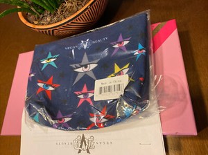 becca free makeup bolsa