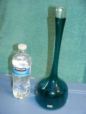 Lindshammar Sweden Gunnar Andel Thin Neck Rib'd Decanter 13 1/2 " VGC Free S/H 