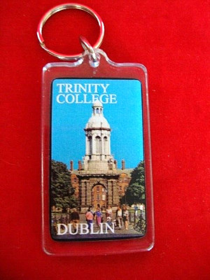 TRINITY COLLEGE DUBLIN IRELAND-CAMPUS & LIBRARY Rectangular Plastic w/Ring 3.5''