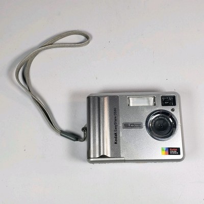 Kodak Easy Share Camera #C530 Work but Battery Cover Is Loose. READ DESCRIPTION 