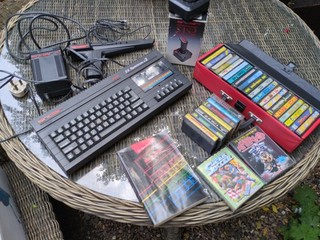 Sinclair 128k ZX Spectrum Plus 2 (Complete With Gun Joystick Games Manual)