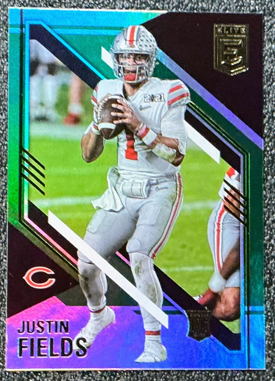 Justin Fields 2021 Panini Donruss Elite #102 Green (RC) Bears