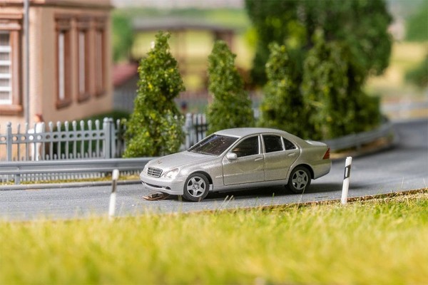 Faller 161425 Mb C-Klasse W 203 Silber (Herpa) 1:87 Spur H0 Neu-image