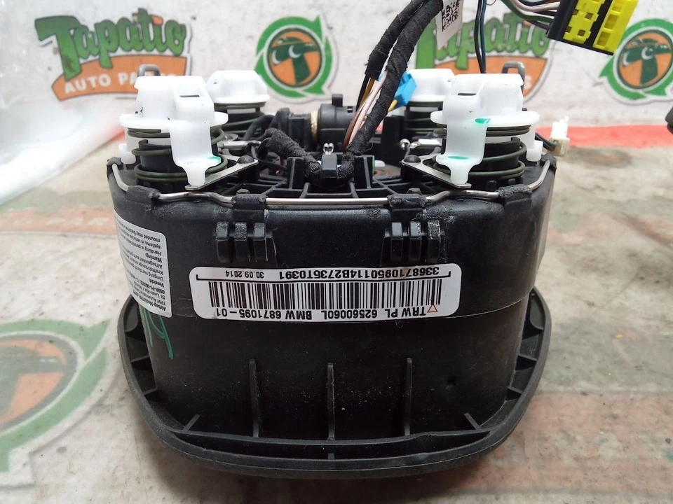 Driver Air Bag Sedan Driver Wheel Flat Bottom Fits 12-18 BMW 320i 3854854 Foto 3 de 4