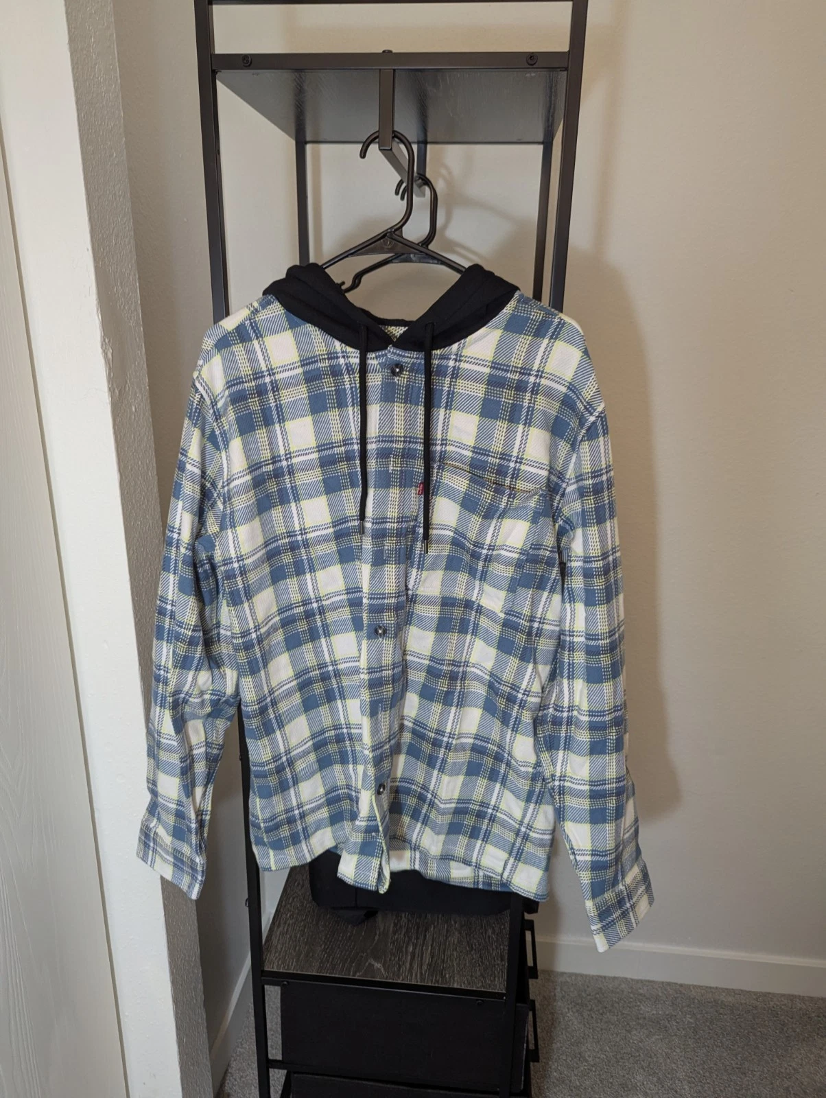 Levi's Mens Hooded Flannel Shirt Medium Blue Plaid Button Up
Opens in a new window or tab