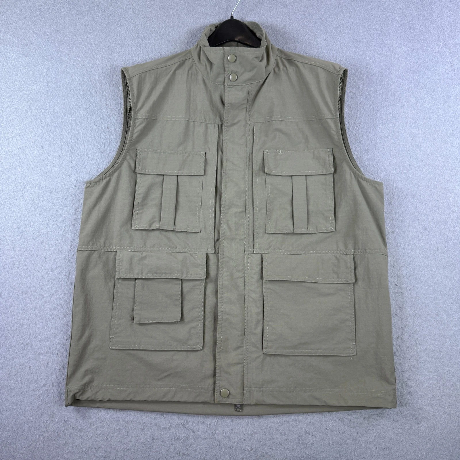 Magellan's Men's Fishing Vest Olive Beige Size XL Multipocket Utility Outdoors