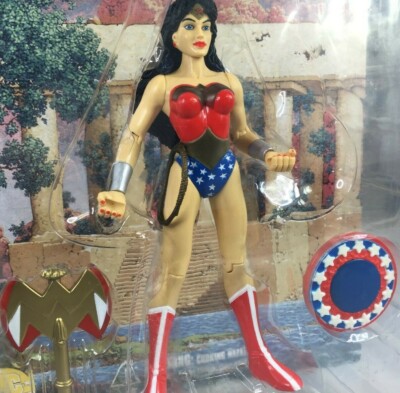 DC Direct Wonder Woman Action Figure Vintage 1999 Sealed New With Ax And Shield