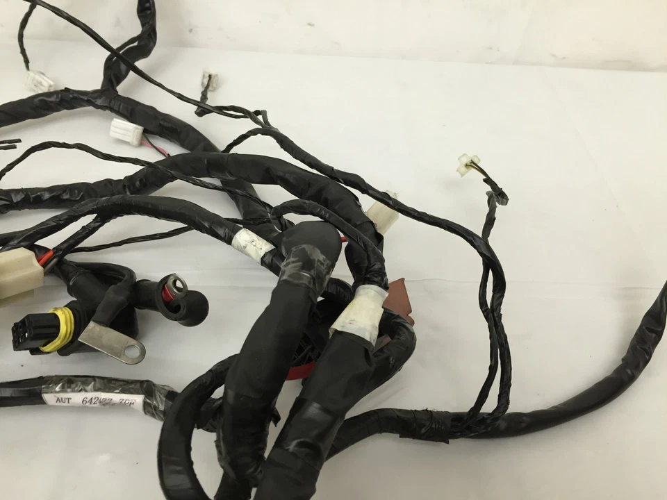 ОСНОВНОЙ ЖГУТ ЭЛЕКТРИЧЕСКИХ ПРОВОДОВ PIAGGIO 2012 FLY 150 — 1864 МИЛИ (ВИДЕО) 642477 * - Изображение 3 из 4