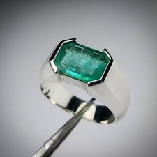 Men's Emerald Ring 925 Sterling Silver Luxurious Ring.