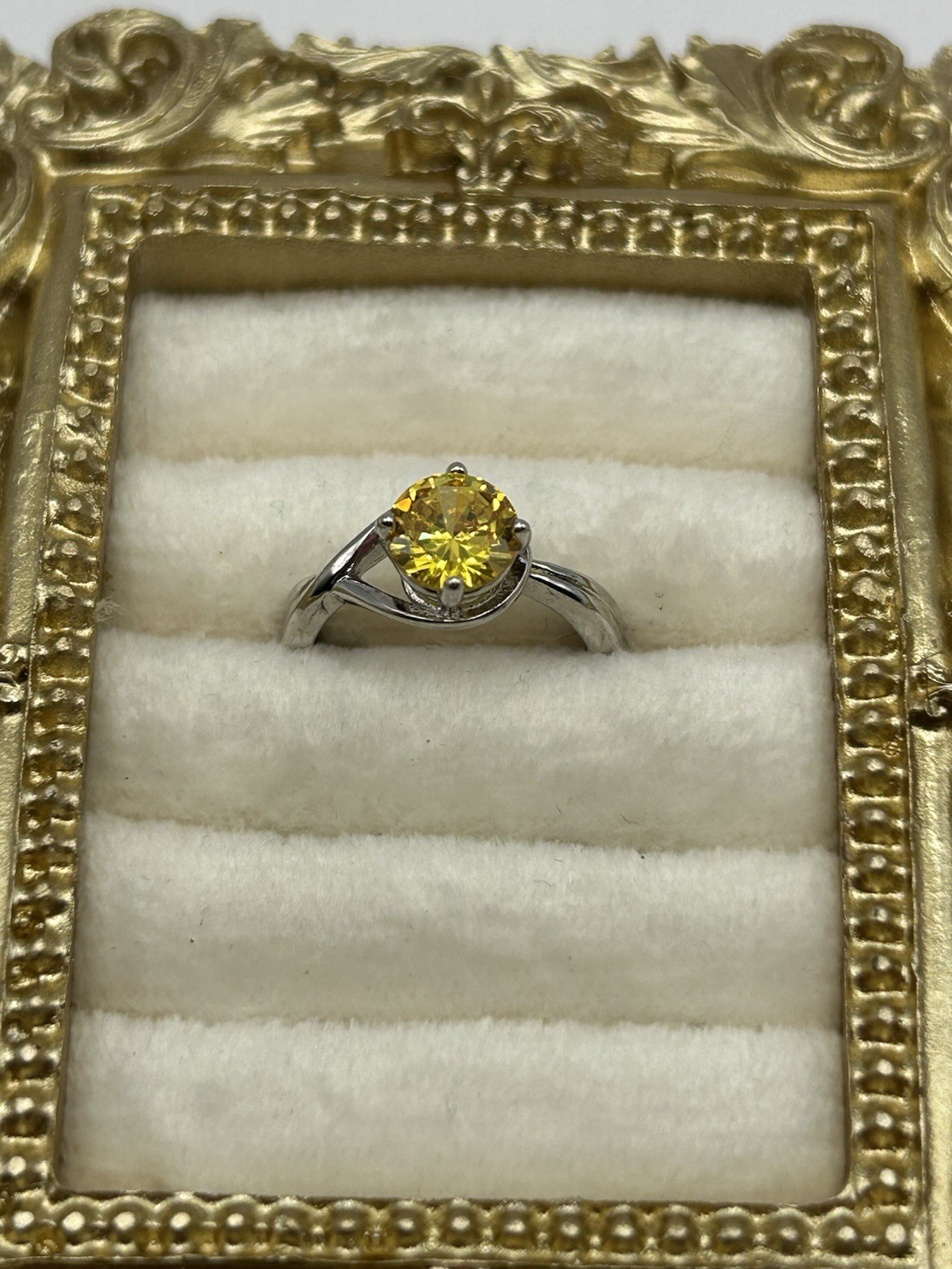 Silvertone Ring with Round Yellow Rhinestone Soli… - image 4