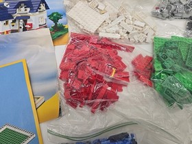 Lego Creator 5891 Apple Tree House 3 in 1 Build Set Incomplete