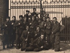WWII Soldier Group Photo 1942 Named US Army Squad Military Snapshot Gear Packs