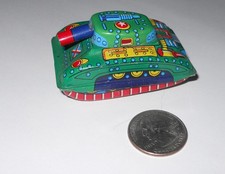 Vintage SUZUKI Japan Tin Litho Military Army Tank Friction Toy